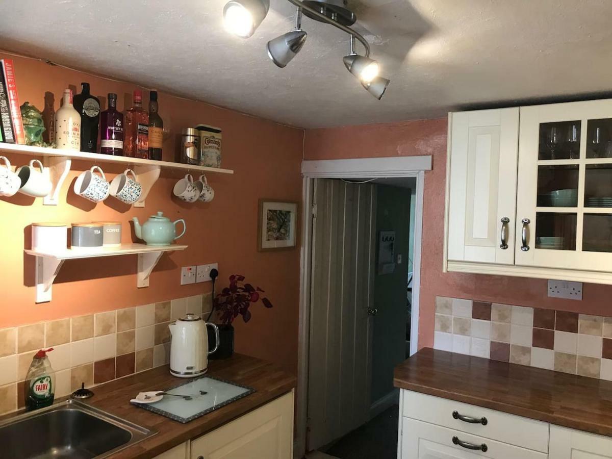 Ham Tree Cottage Trowbridge Extérieur photo
