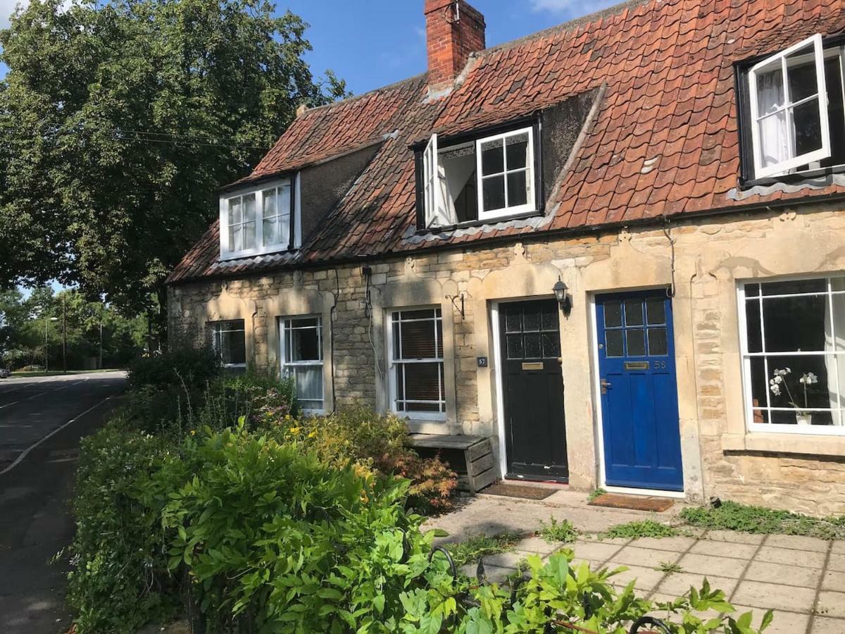 Ham Tree Cottage Trowbridge Extérieur photo
